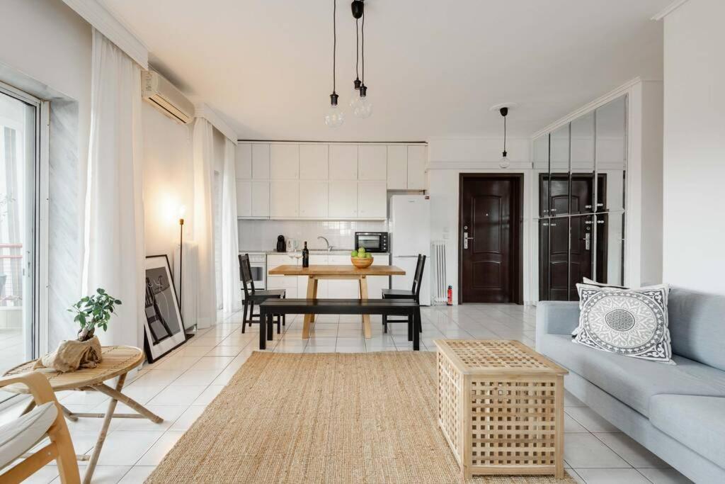 3br 300mts From The